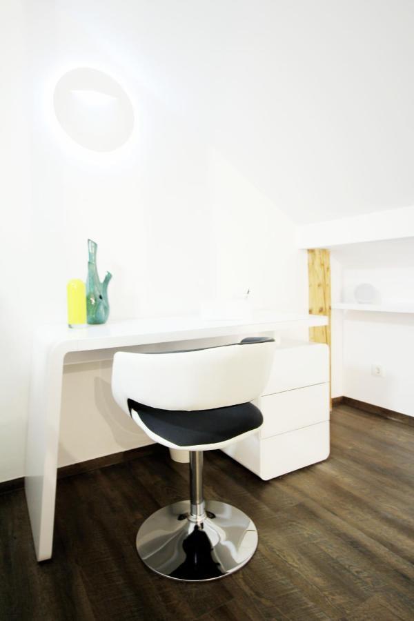 Secret Hideaways Space Loft Wohndesign Auf 2 Etagen L 450M Bis Uni 뒤스부르크 외부 사진