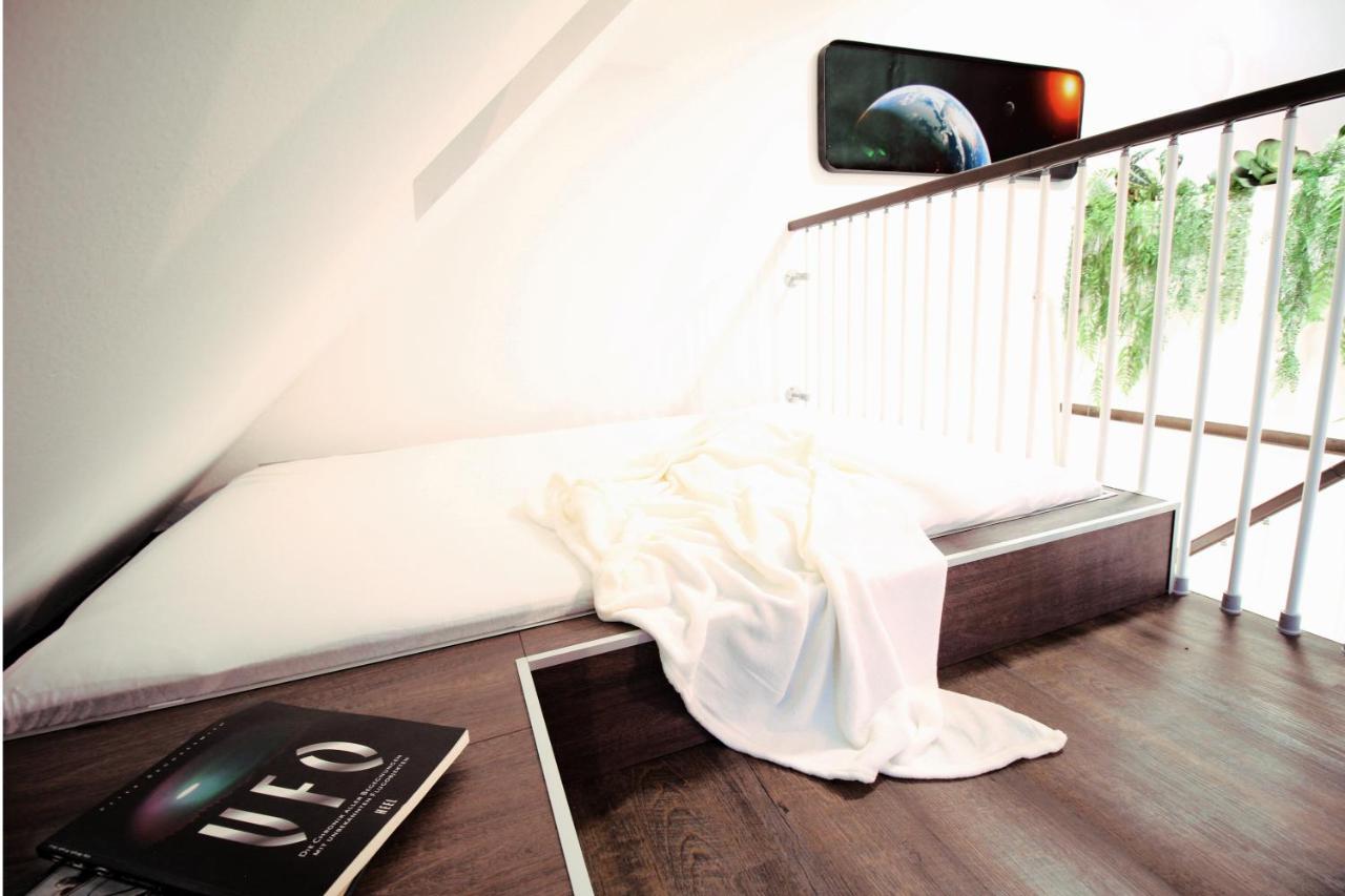Secret Hideaways Space Loft Wohndesign Auf 2 Etagen L 450M Bis Uni 뒤스부르크 외부 사진